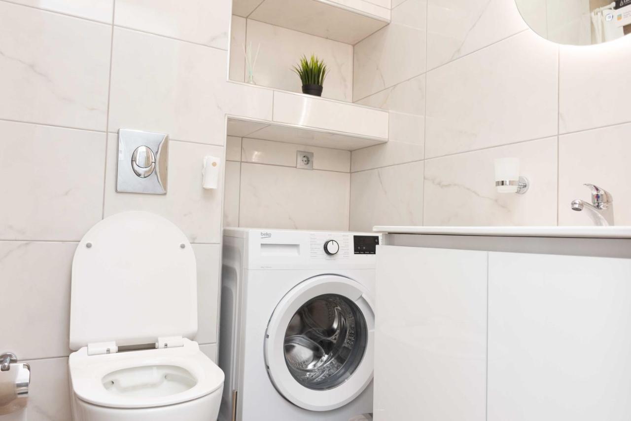 Luxury Apartment In Thessaloniki Centre Bagian luar foto