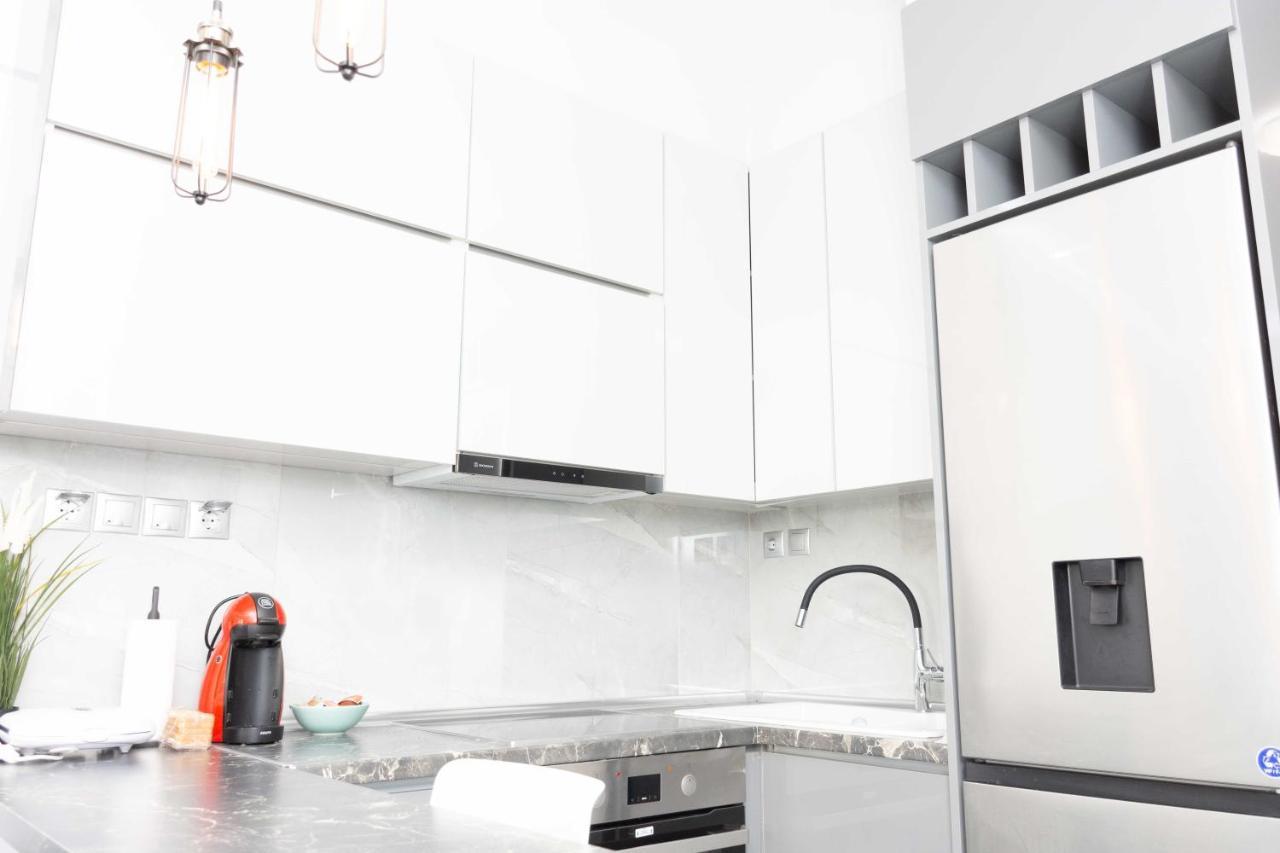 Luxury Apartment In Thessaloniki Centre Bagian luar foto
